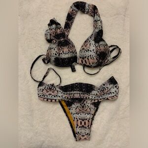 HALTER TOP BIKINI SET
